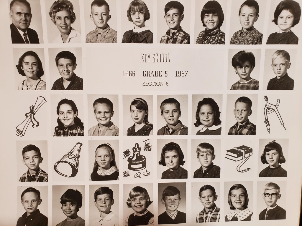 Key Elementary 5th grade- Charger Class of 1974